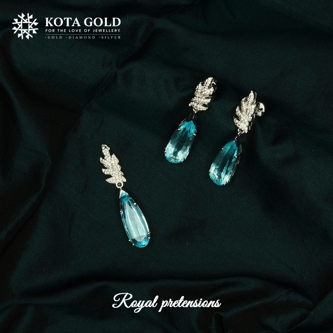 Pearl Drop Royale Earrings