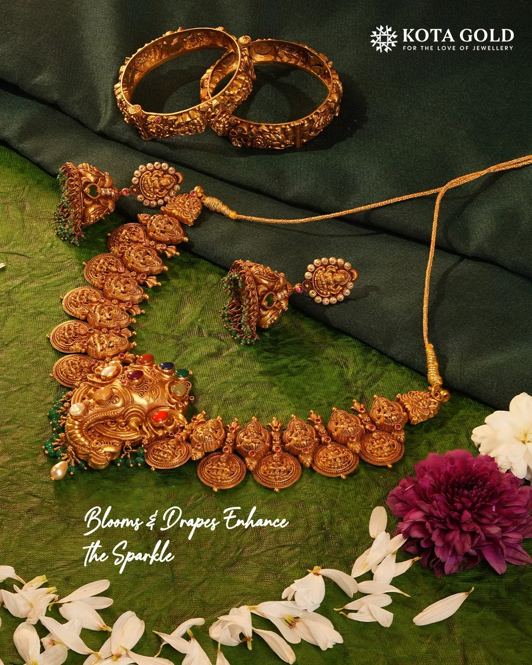 Regal Rani Statement Set