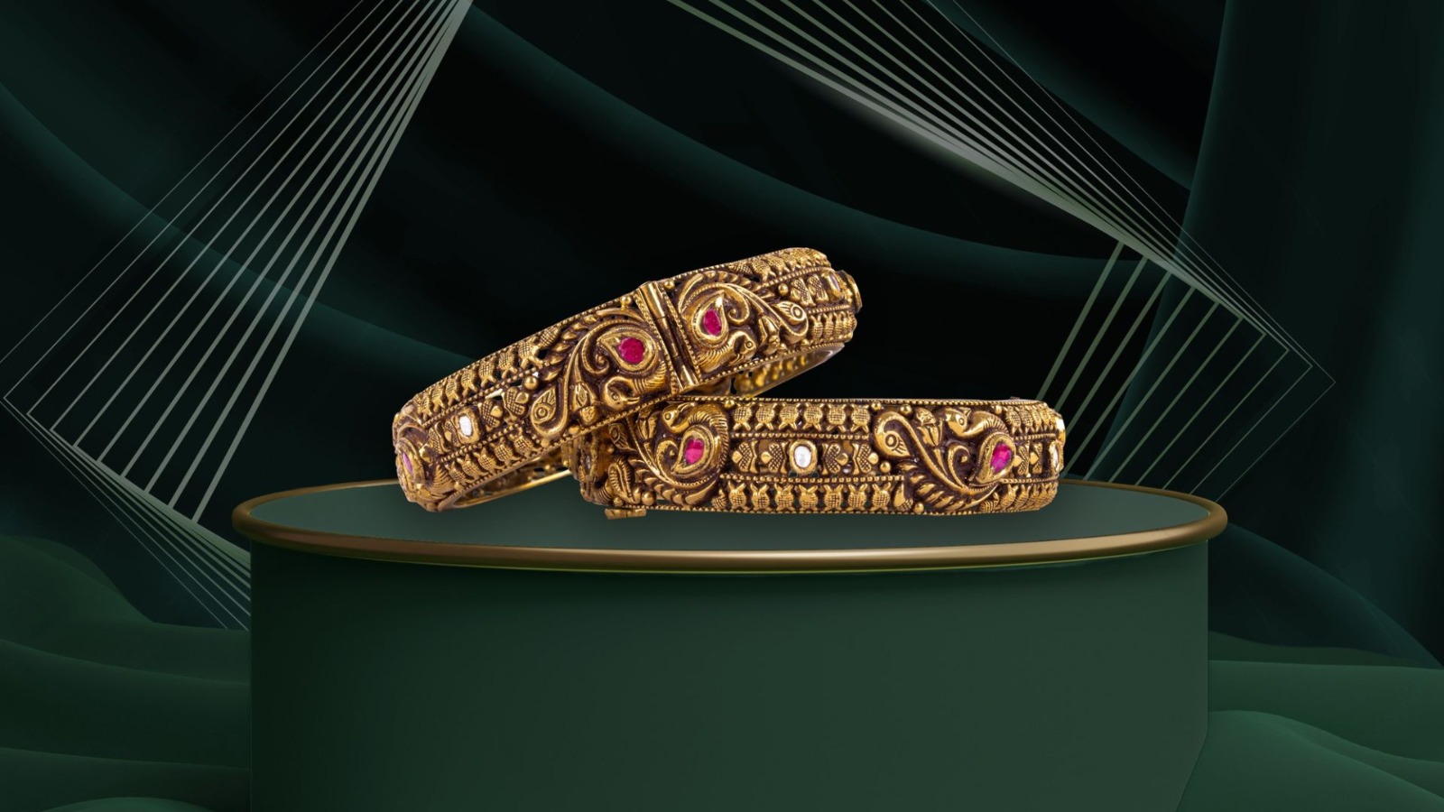 Why Gold is Still a Popular Choice for Modern Fashion